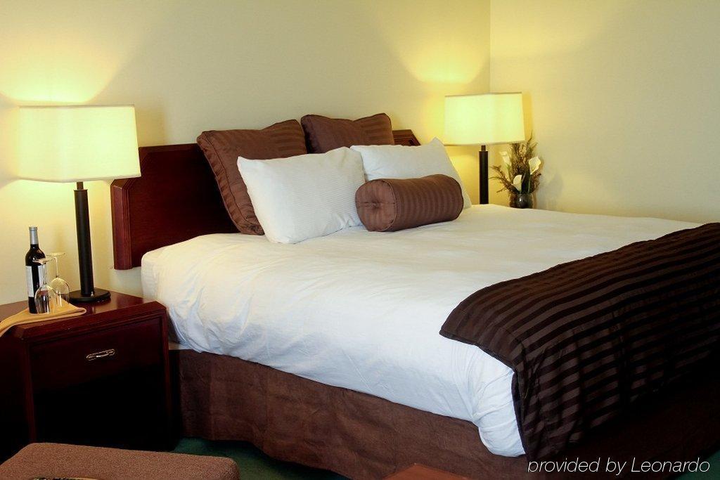 เบสท์ เวสเทิร์น พลัส วินนิเปค แอร์พอร์ต โฮเต็ล Hotel วินนิเพก ภายนอก รูปภาพ