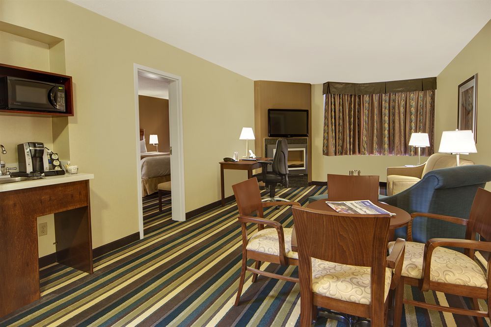 เบสท์ เวสเทิร์น พลัส วินนิเปค แอร์พอร์ต โฮเต็ล Hotel วินนิเพก ภายนอก รูปภาพ